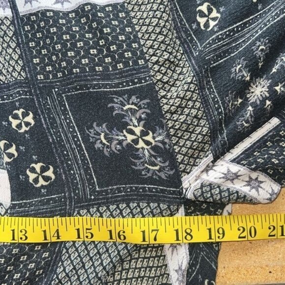 Free People Boho Open Front Printed Kimono Cardigan Lightweight Womens Sz XS/S - Picture 9 of 12